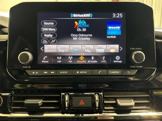 Used 2024 Nissan Pathfinder Rock Creek AWD/4WD image 31