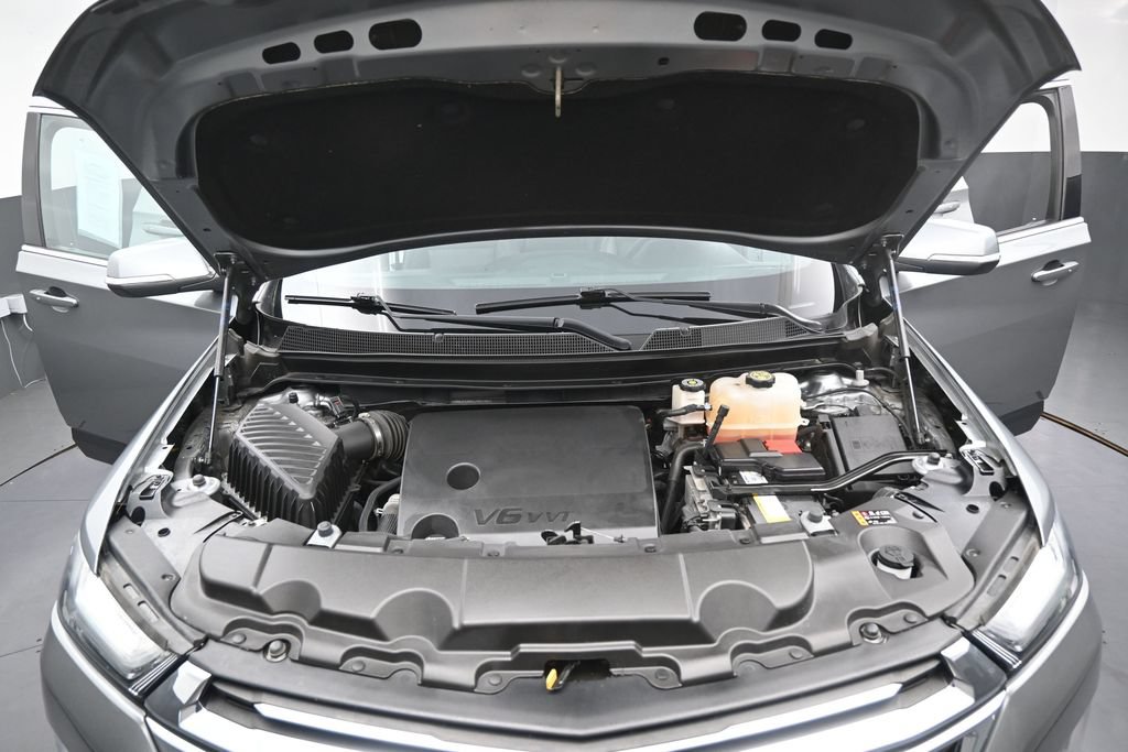 Used 2023 Chevrolet Traverse LT AWD/4WD image 38