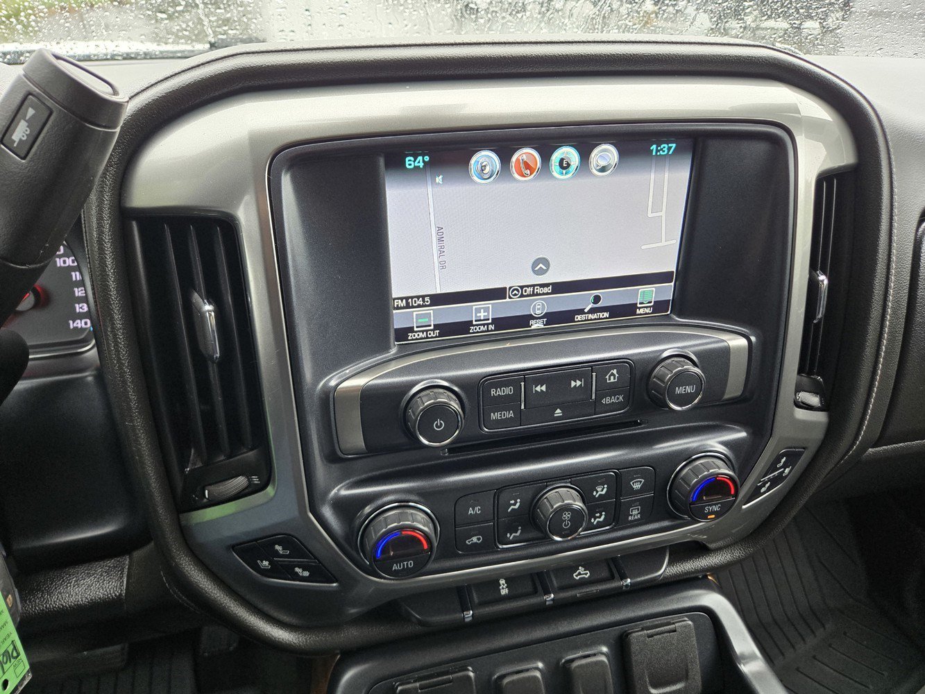 Used 2018 Chevrolet Silverado 1500 LTZ AWD/4WD image 9