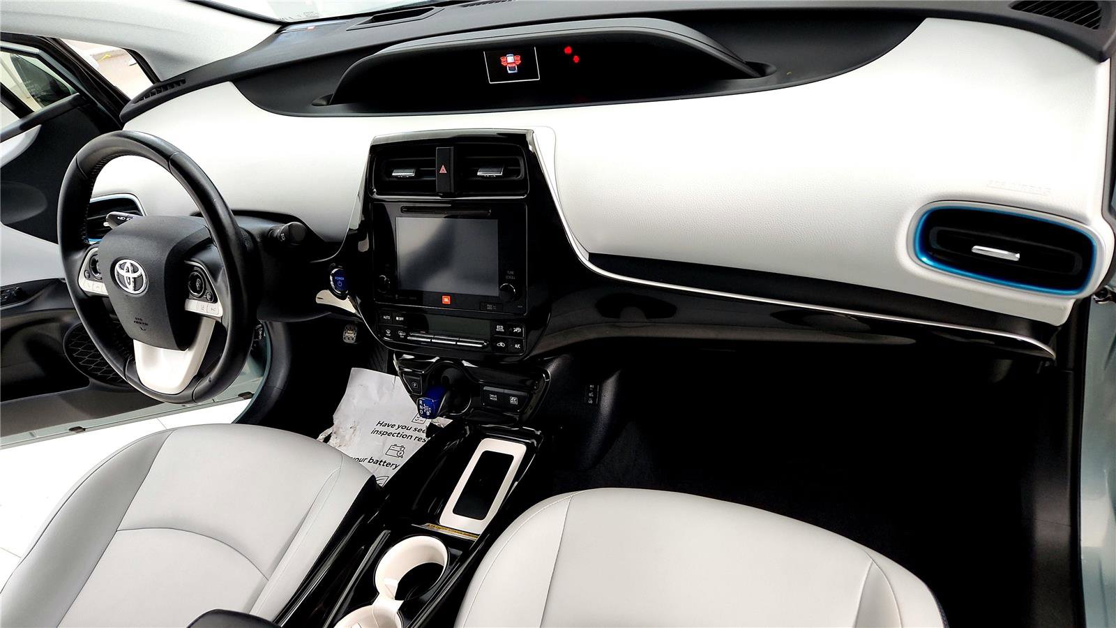 Used 2016 Toyota Prius Four image 16