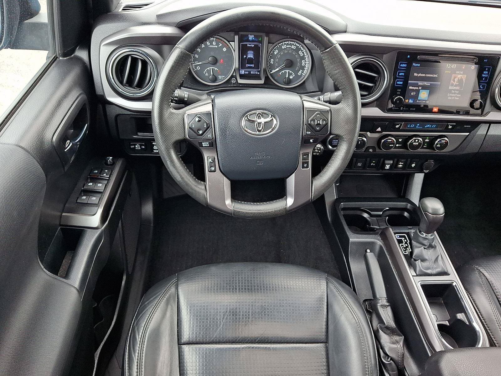 Used 2019 Toyota Tacoma TRD Off-Road AWD/4WD image 11