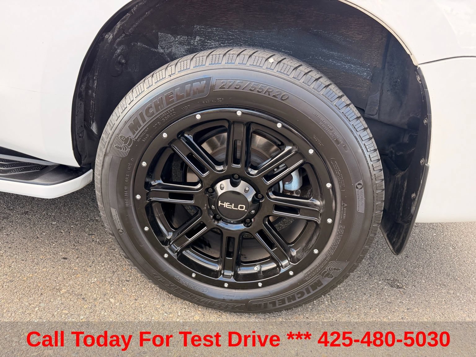Used 2020 Toyota Sequoia Limited w/ Safety & Convenience Package AWD/4WD image 11