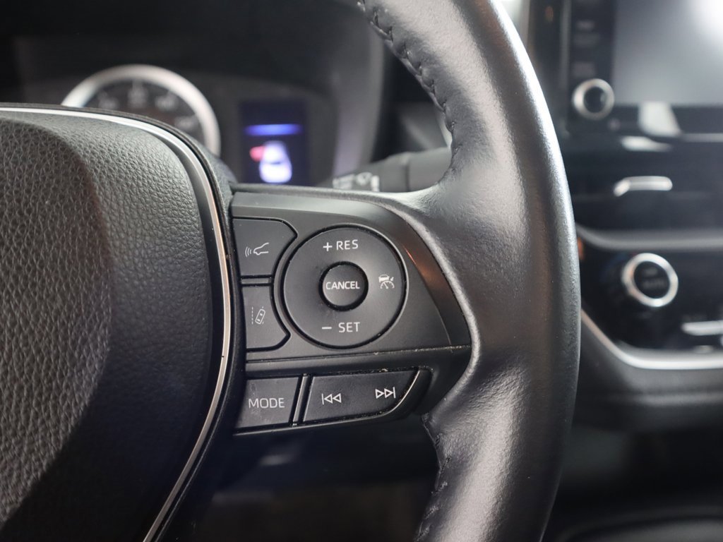 Used 2022 Toyota Corolla SE image 37