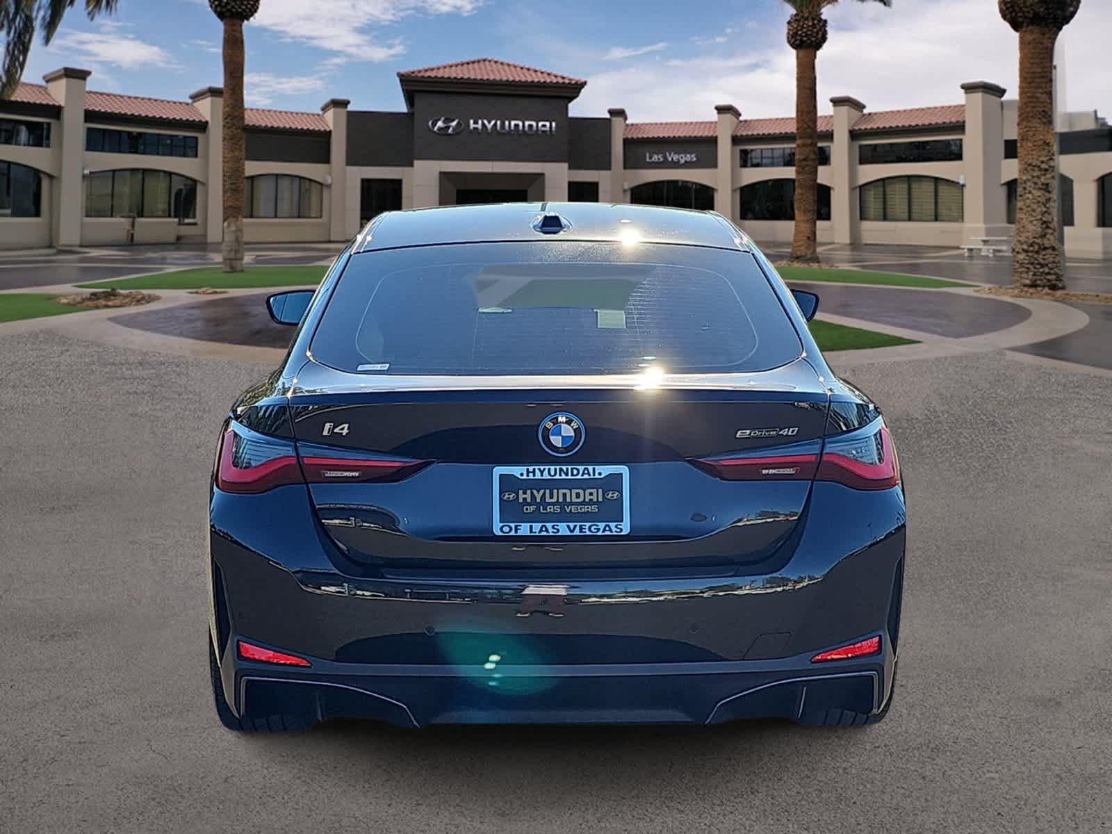 Used 2024 BMW i4 eDrive40 w/ Premium Package RWD image 7