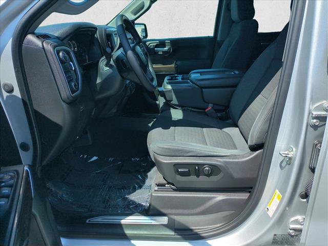 Used 2020 Chevrolet Silverado 1500 RST w/ Rally Edition RWD image 15