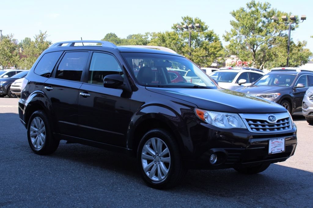 Used 2013 Subaru Forester 2.5X Touring AWD/4WD image 8