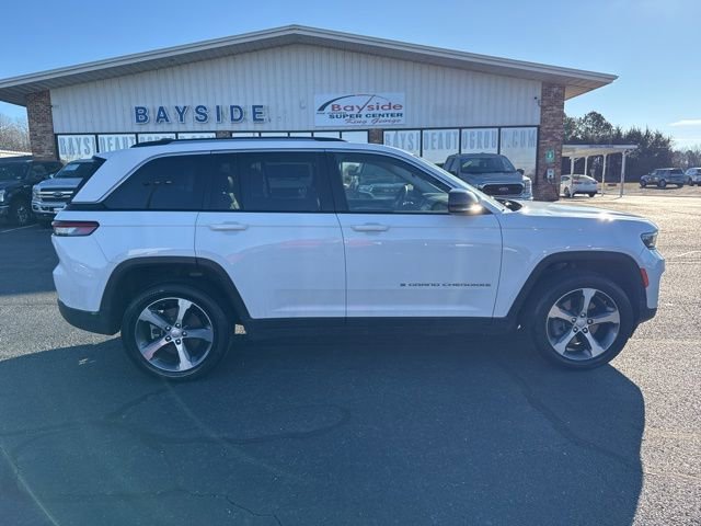 Used 2022 Jeep Grand Cherokee Limited 4xe image 8