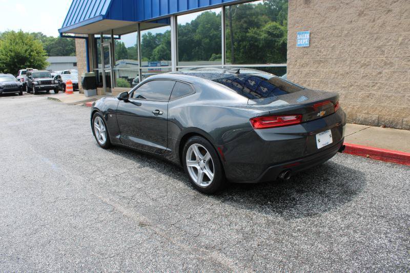 Used 2018 Chevrolet Camaro LS RWD image 4