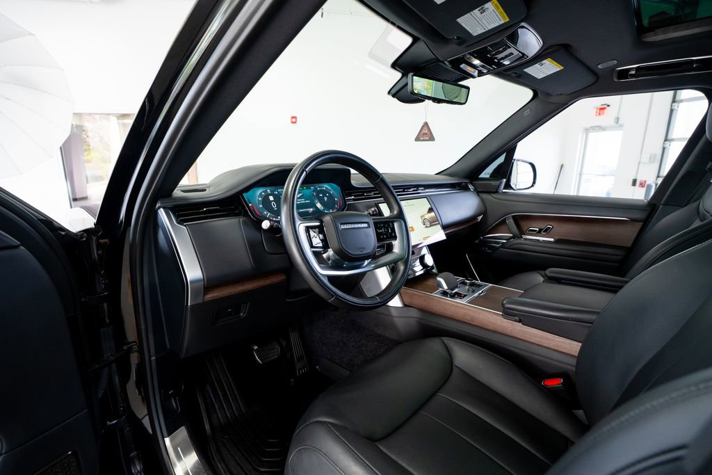Used 2023 Land Rover Range Rover Long Wheelbase Autobiography AWD/4WD image 34