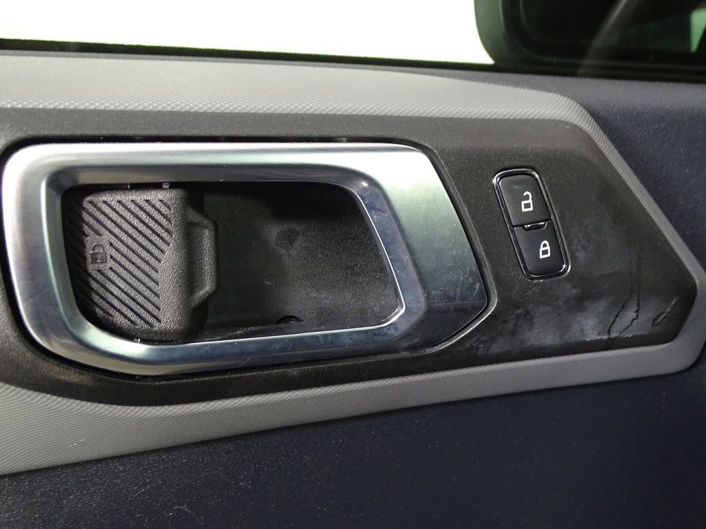 Used 2021 Ford Bronco 4-Door w/ Sasquatch Package image 17