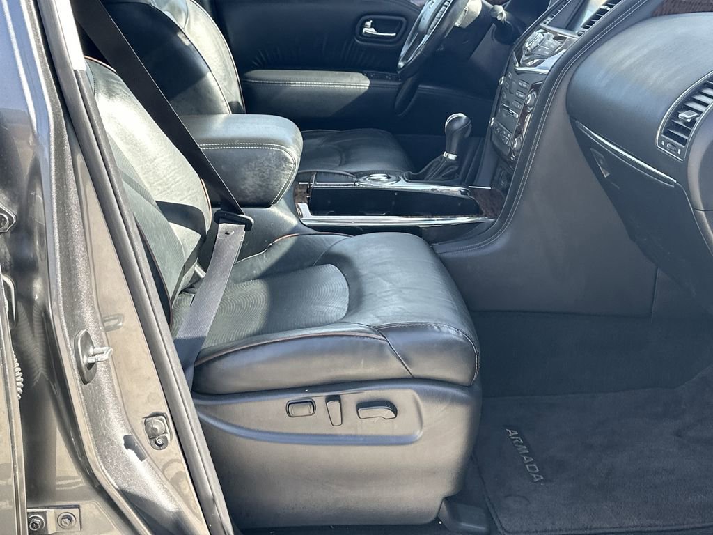 Used 2020 Nissan Armada SL w/ Premium Package image 14