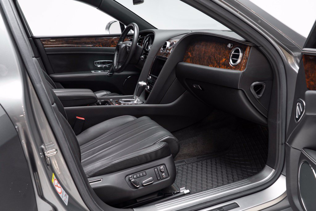 Used 2014 Bentley Flying Spur W12 AWD/4WD image 46