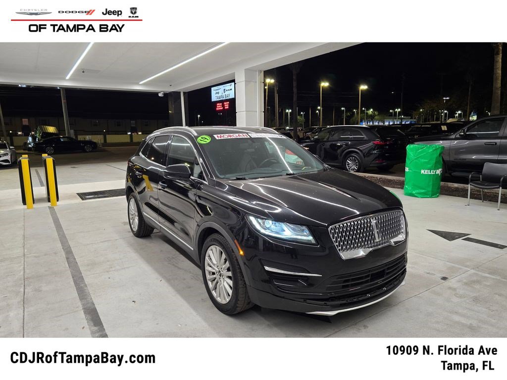 Used 2019 Lincoln MKC Premiere image 1
