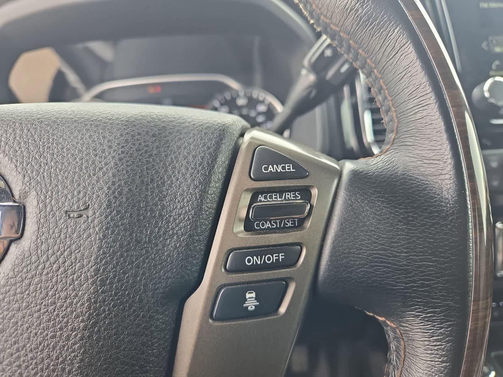 Used 2021 Nissan Titan Platinum Reserve AWD/4WD image 23