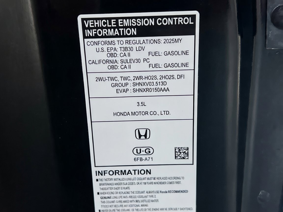 Used 2025 Honda Pilot EX-L image 21