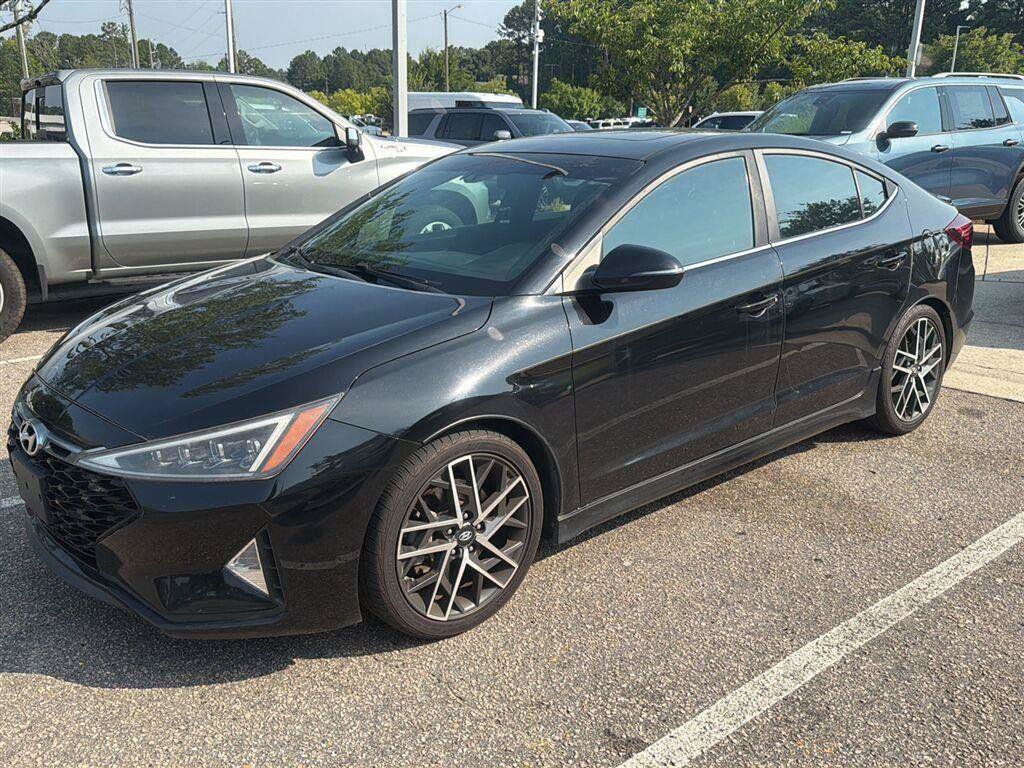 Used 2020 Hyundai Elantra Sport w/ Cargo Package (C1) FWD image 11
