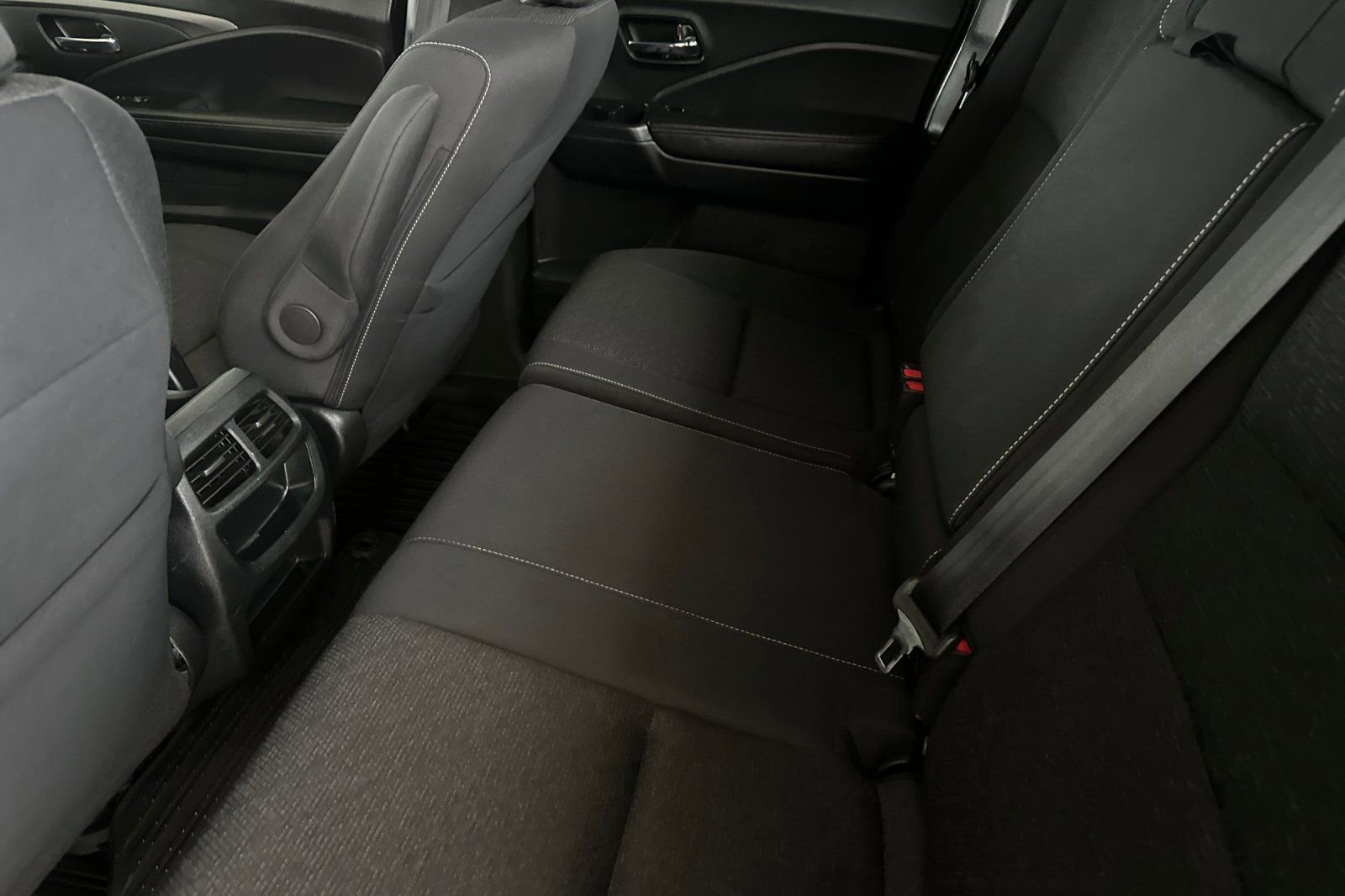 Used 2023 Honda Ridgeline Sport image 11