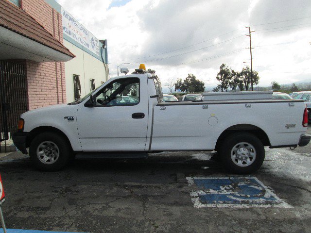 Used 2004 Ford F150 XL image 4