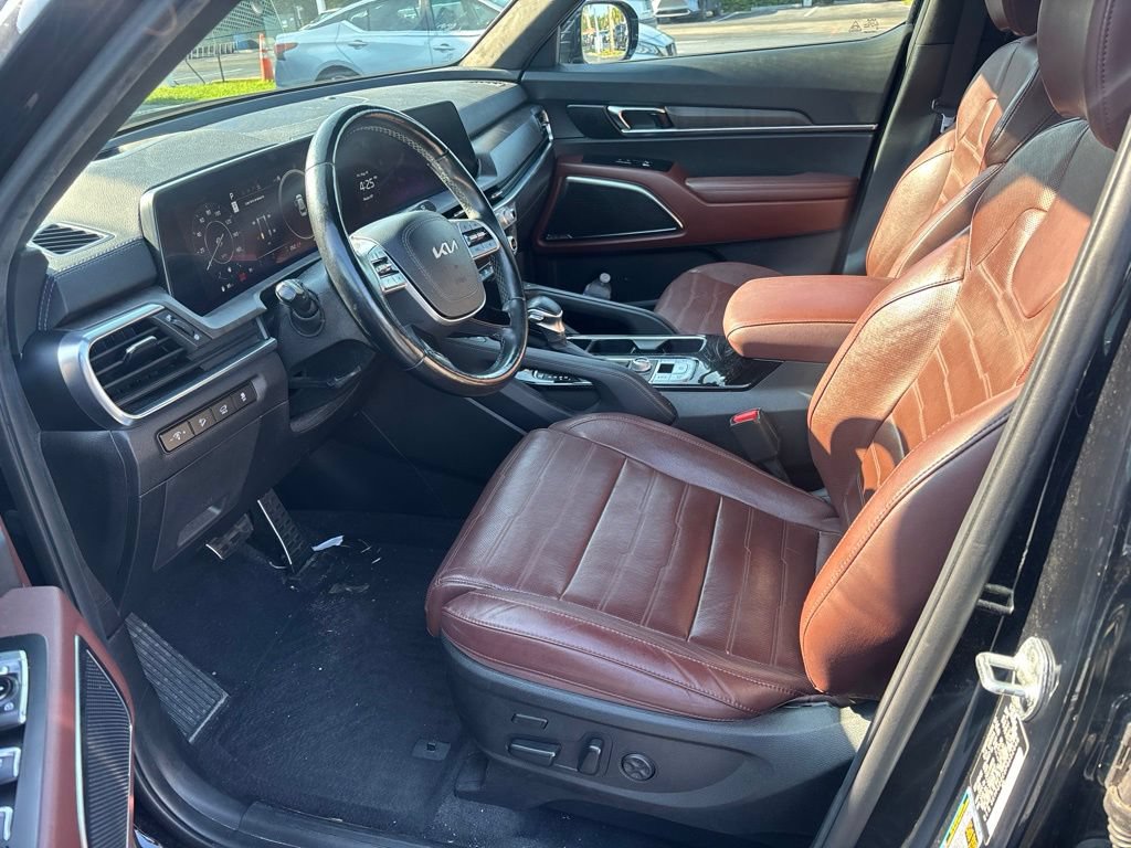 Used 2023 Kia Telluride SX Prestige AWD/4WD image 5