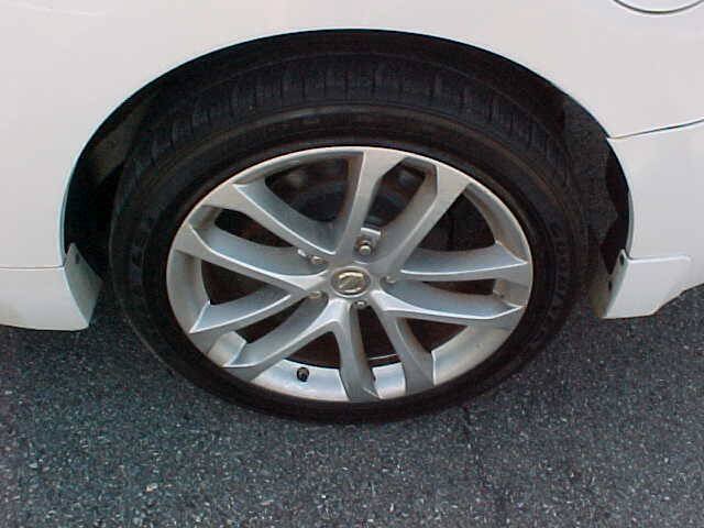 Used 2011 Nissan Altima 3.5 SR FWD image 7