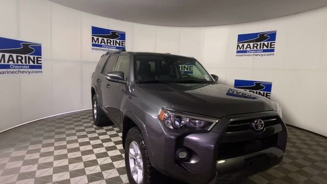 Used 2022 Toyota 4Runner SR5 Premium w/ Moonroof Package image 4