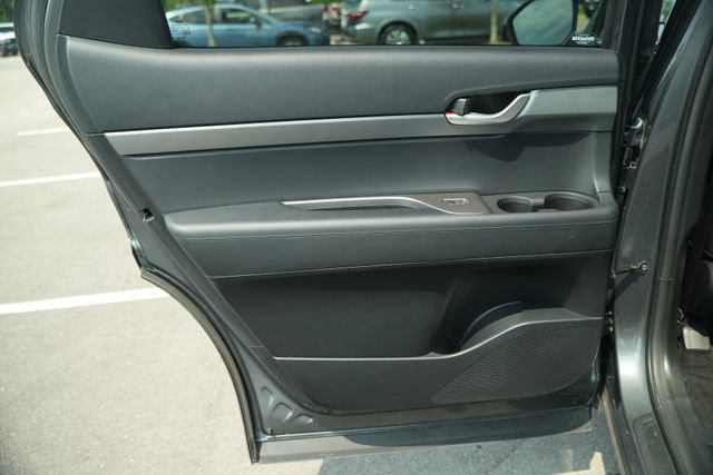 Used 2025 Hyundai Palisade SEL FWD image 16