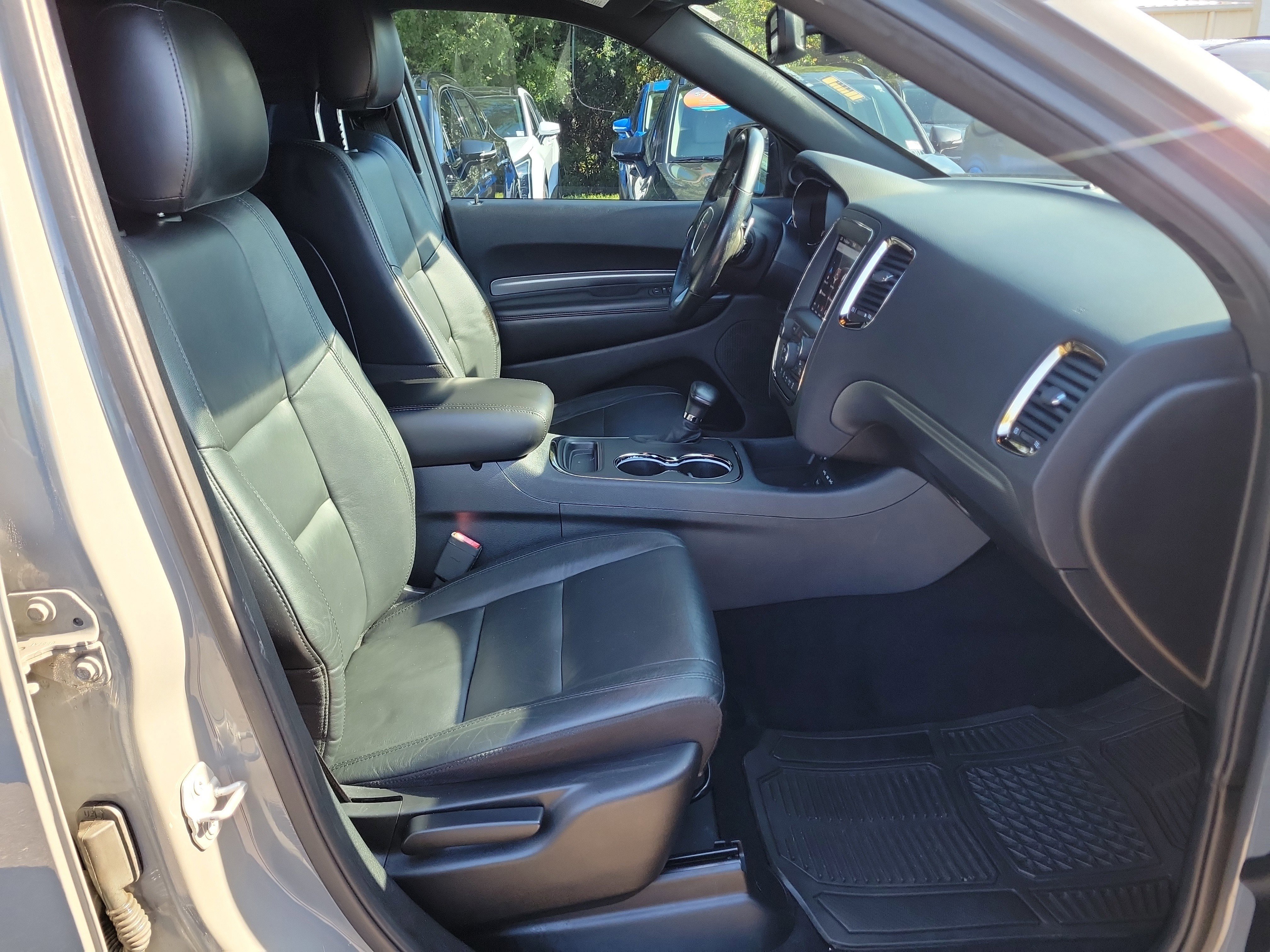 Used 2019 Dodge Durango GT w/ Blacktop Package AWD/4WD image 7