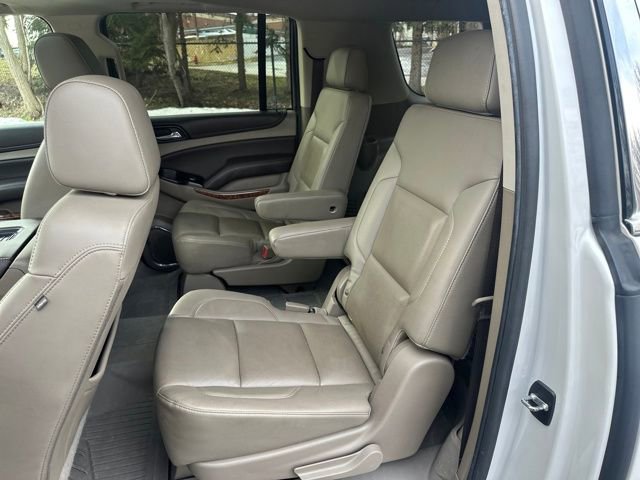 Used 2020 Chevrolet Suburban Premier AWD/4WD image 26