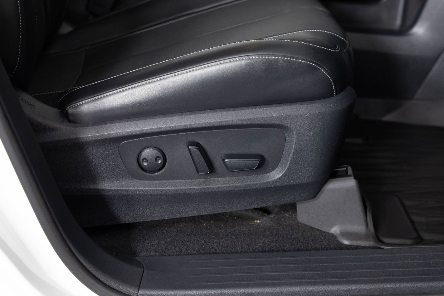 Used 2022 INFINITI QX60 Luxe w/ Cargo Package image 33