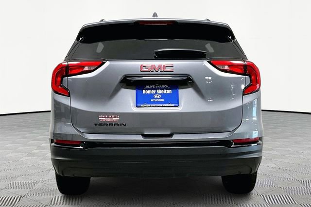 Used 2021 GMC Terrain SLE w/ Driver Convenience Package image 4