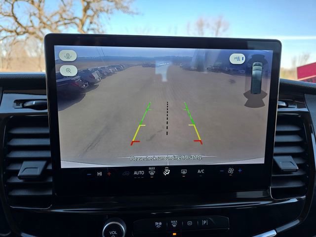 Used 2024 Ford Transit 350 XLT image 16