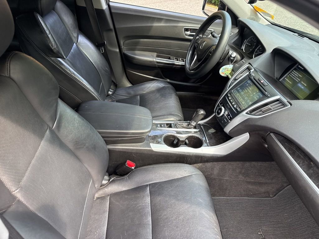 Used 2019 Acura TLX w/ Technology Package FWD image 11