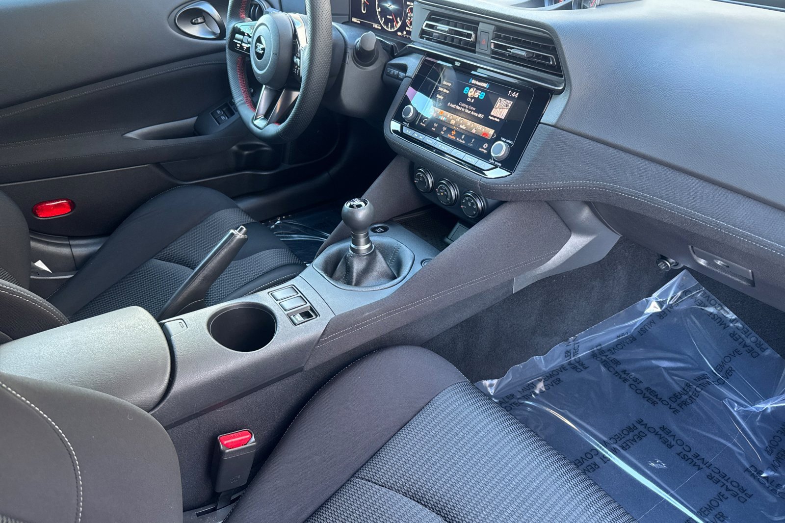 Used 2024 Nissan Z Sport w/ Floor Mat Package image 14