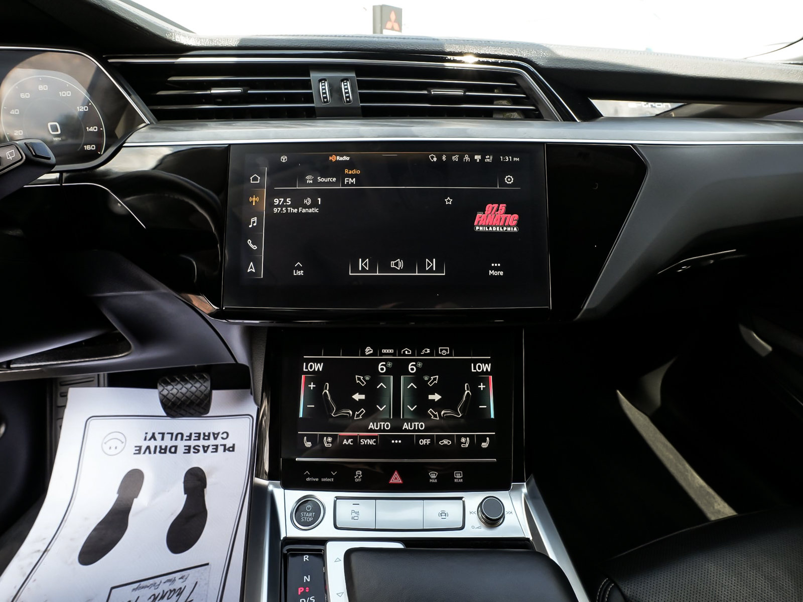 Used 2024 Audi Q8 e-tron Premium Plus w/ Premium Plus Package AWD/4WD image 27