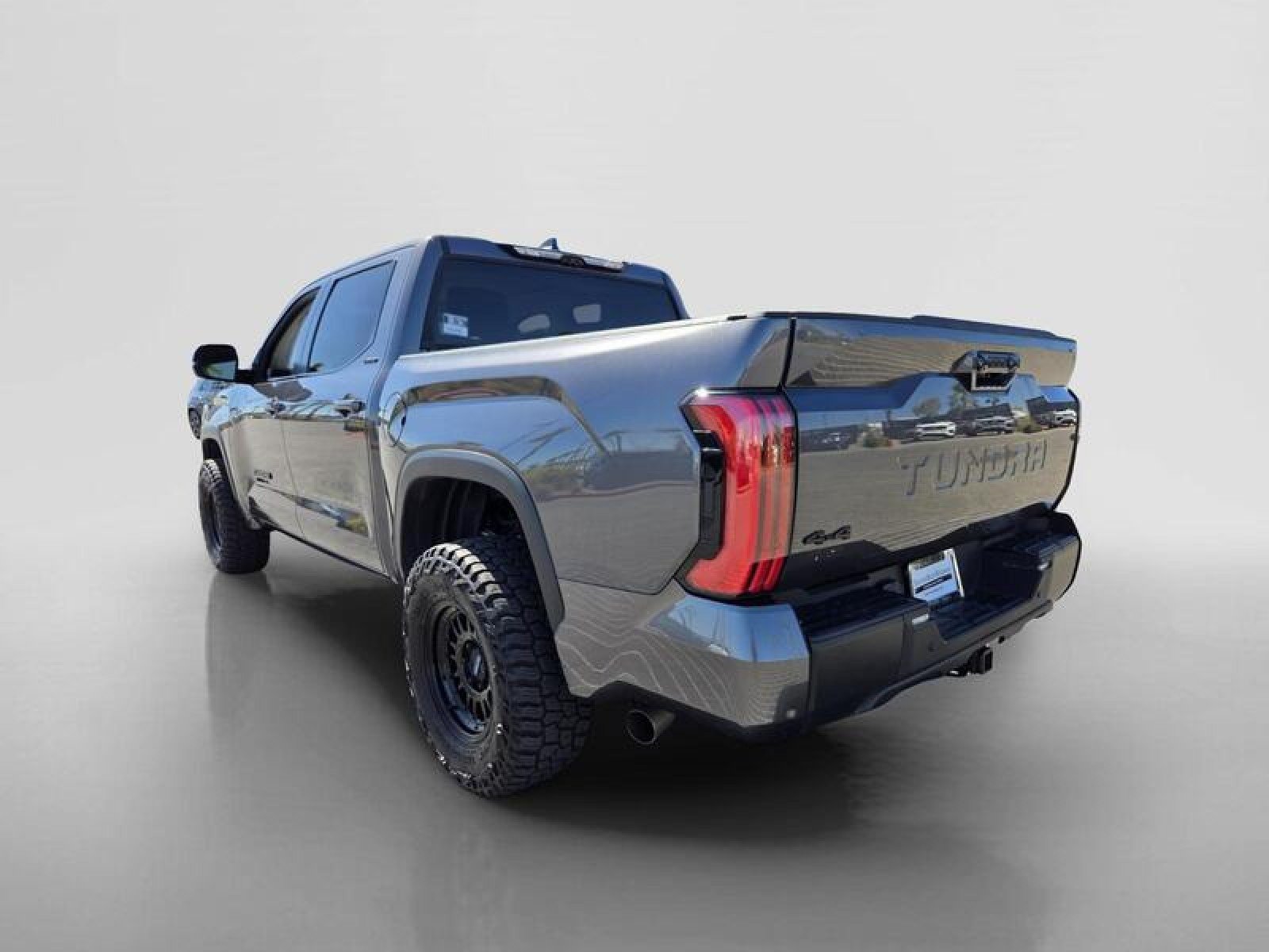 Used 2024 Toyota Tundra Limited AWD/4WD image 3