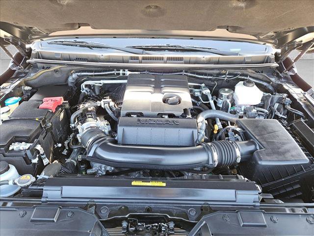 Used 2023 Nissan Frontier PRO-4X w/ Pro-4X Premium Package AWD/4WD image 29