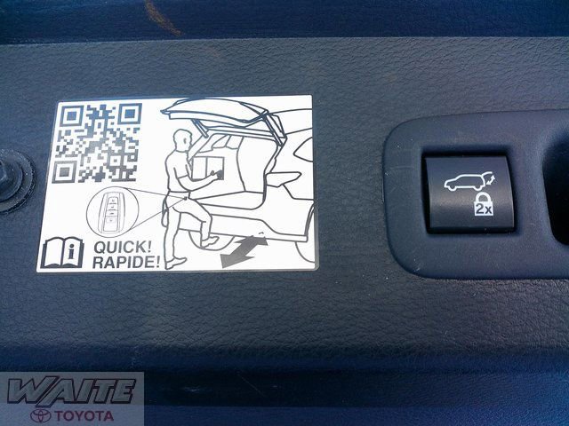 Used 2021 Toyota Sienna XLE w/ XLE Plus Package image 30