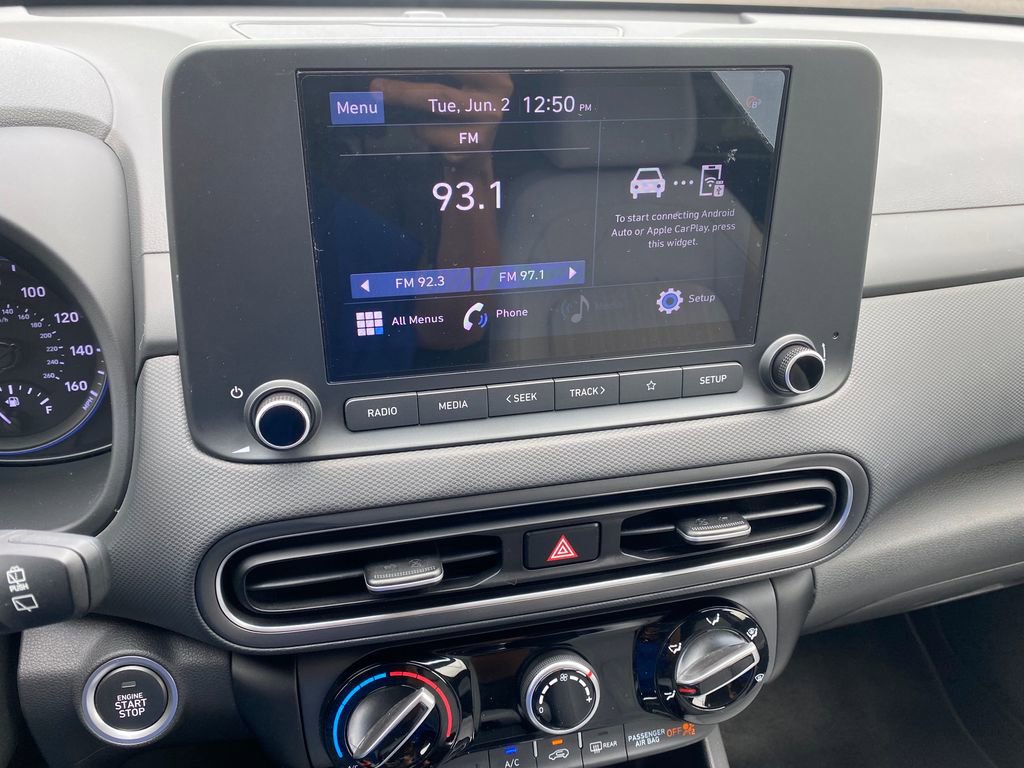 Used 2022 Hyundai Kona SEL FWD image 16