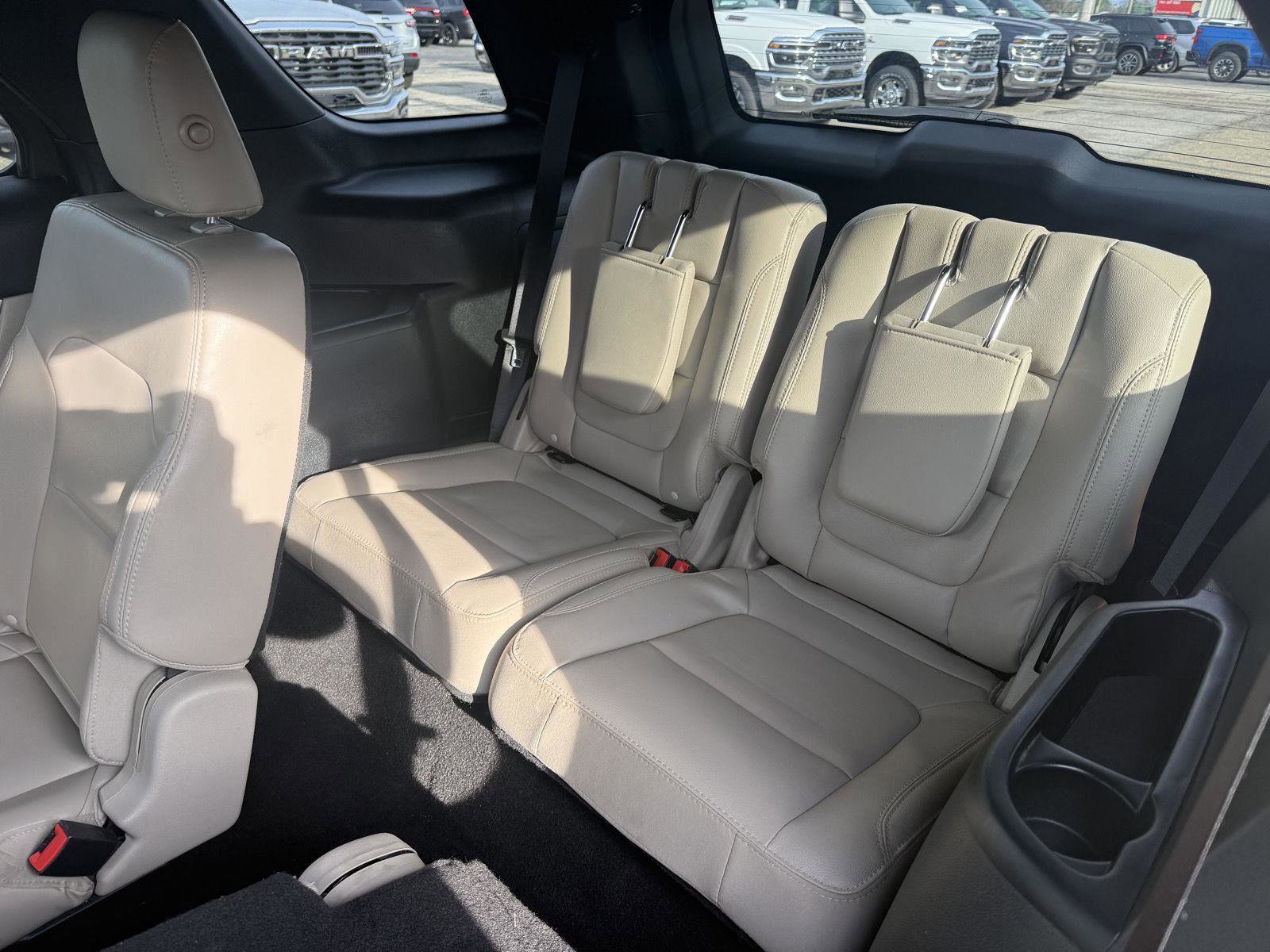 Used 2019 Ford Explorer XLT w/ Equipment Group 202A image 27