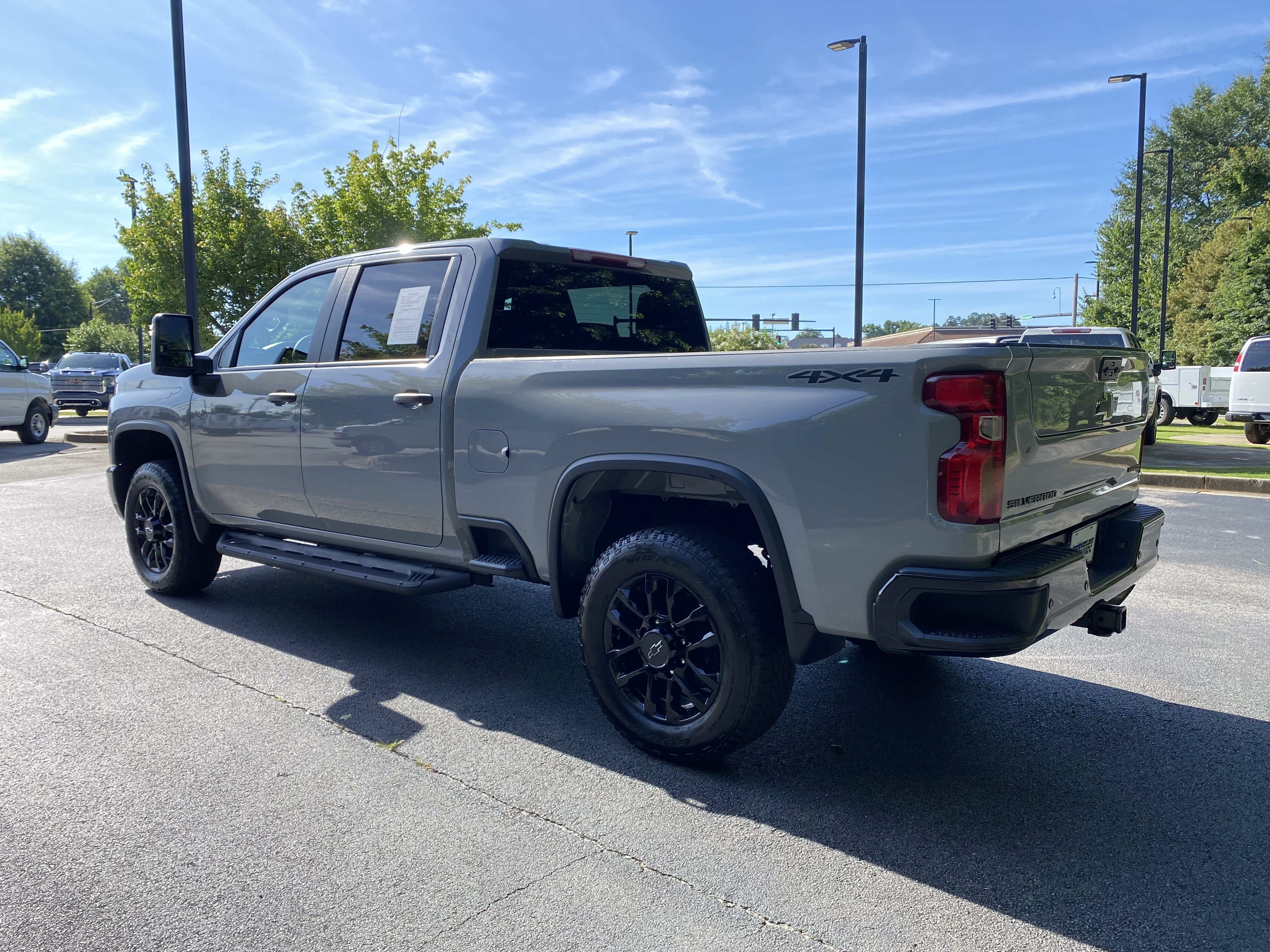 Used 2025 Chevrolet Silverado 2500 Custom w/ Custom Value Package AWD/4WD image 7