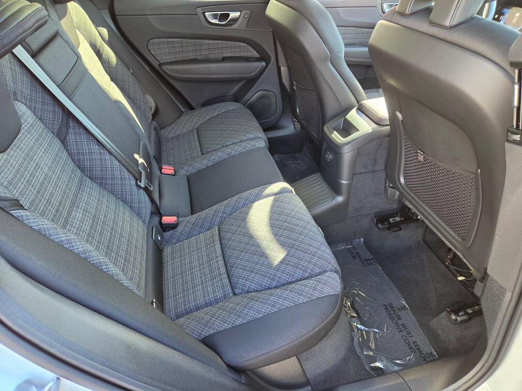Certified 2024 Volvo XC60 T8 Core AWD/4WD image 21