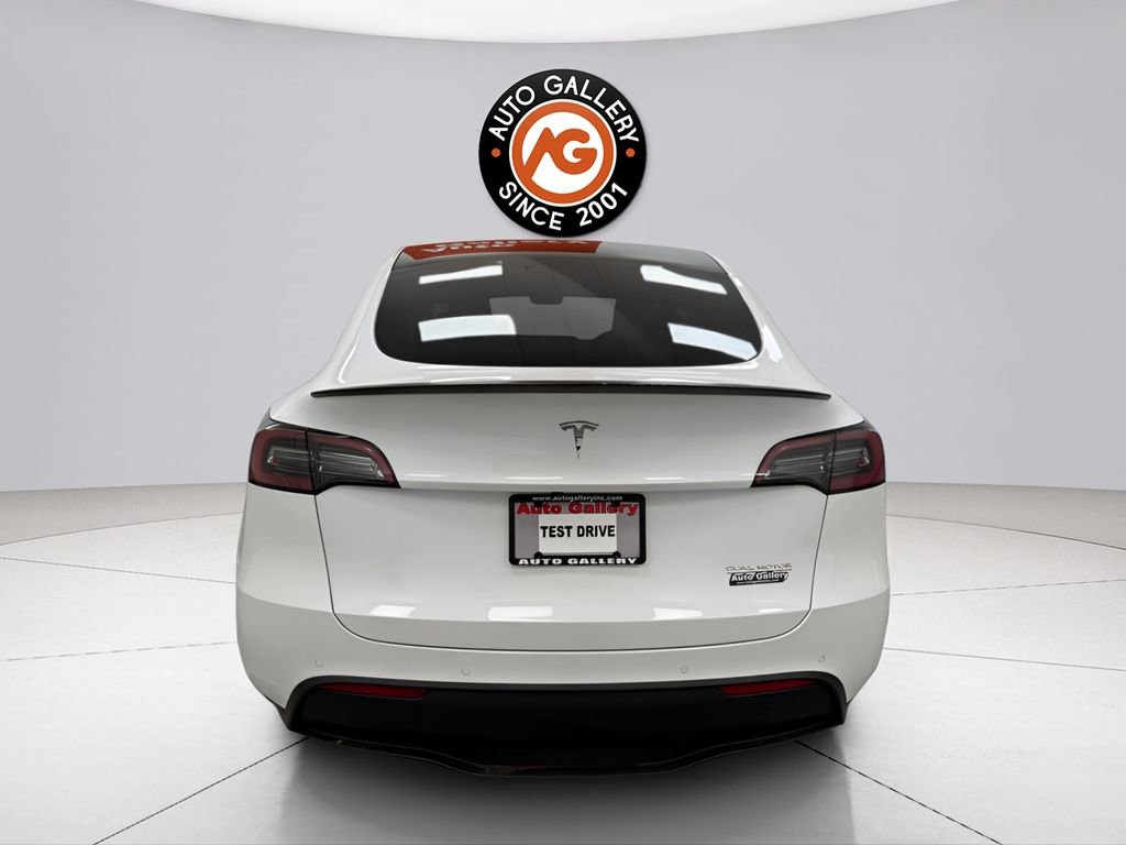 Used 2022 Tesla Model Y Performance AWD/4WD image 3