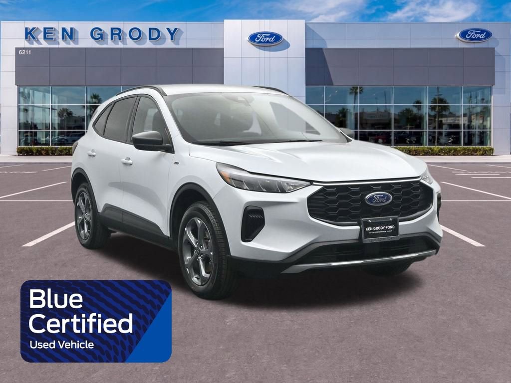 Certified 2025 Ford Escape ST-Line AWD/4WD image 1