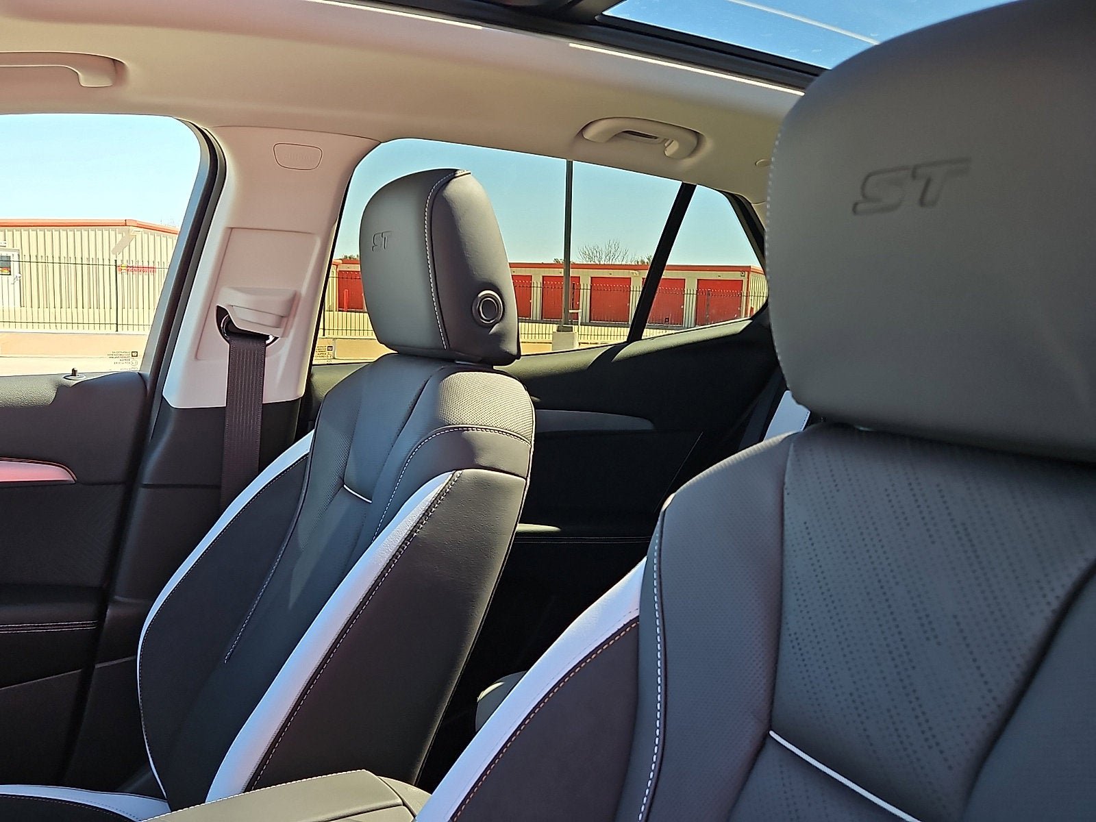 New 2026 Buick Envision Sport Touring image 9