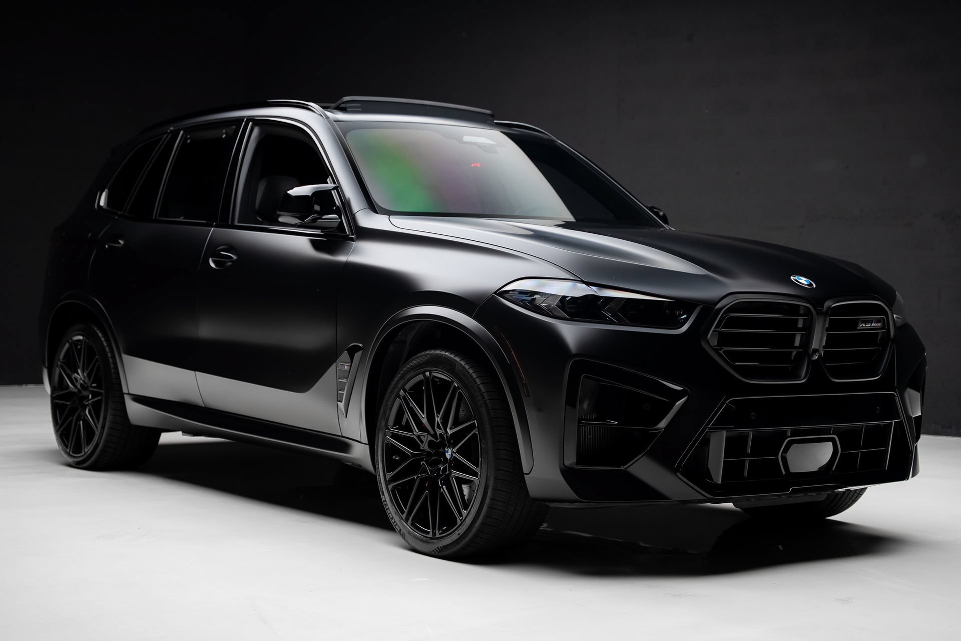 Used 2024 BMW X5 M Competition w/ Executive Package AWD/4WD image 94