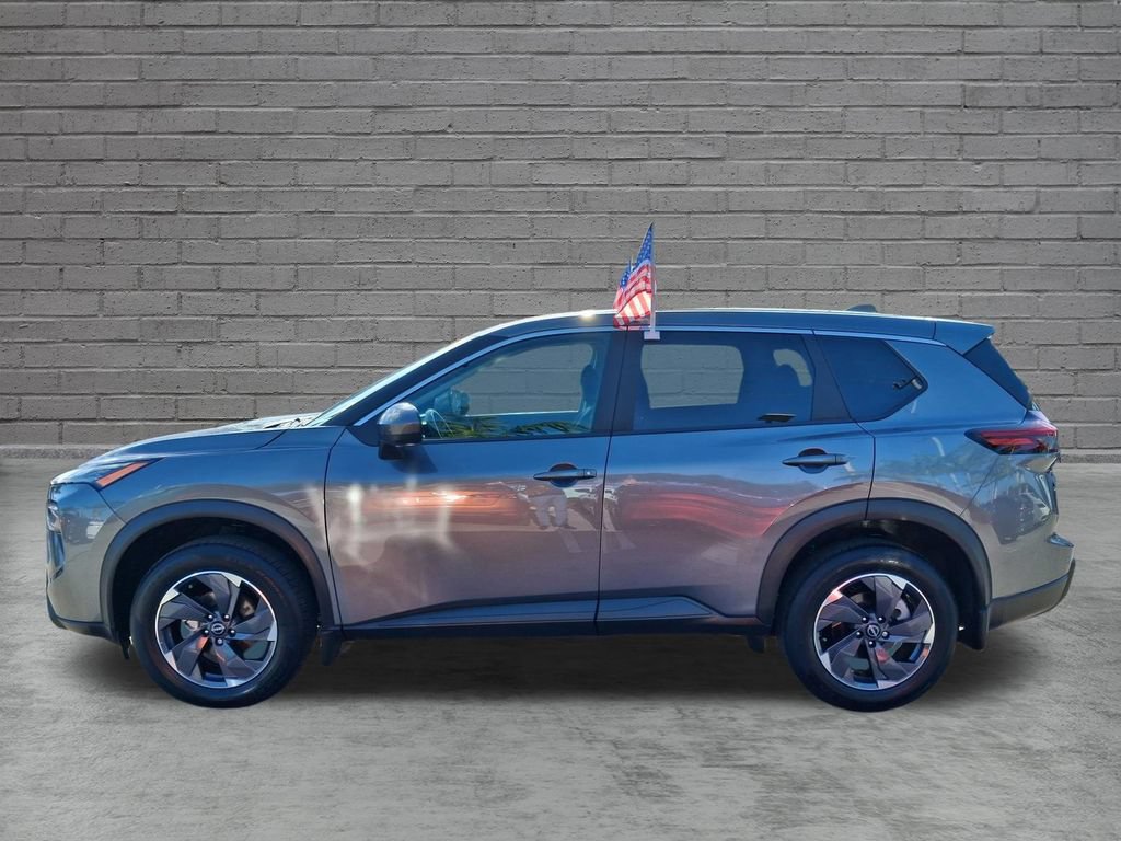 Used 2026 Nissan Rogue SV FWD image 5