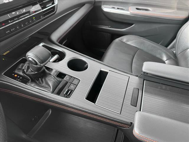 Used 2022 Toyota Sienna XSE w/ XSE Plus Package image 15