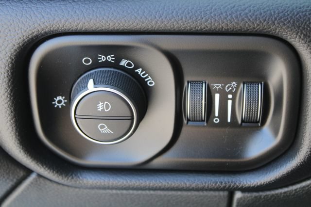 Used 2020 RAM 3500 Laramie w/ Night Edition AWD/4WD image 33