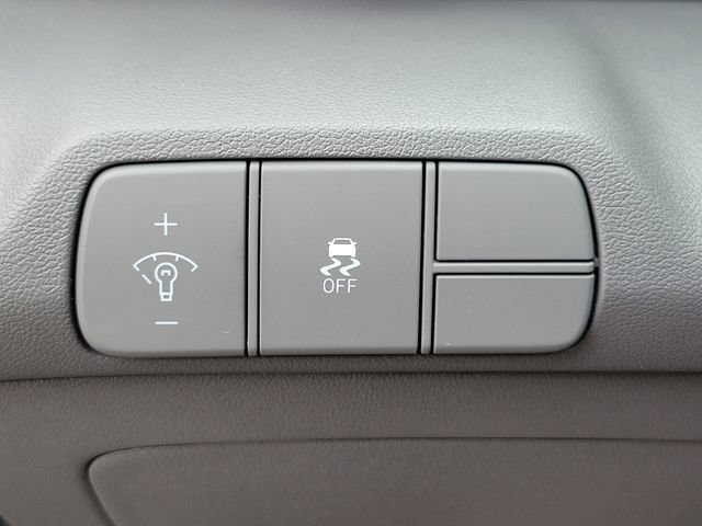 New 2026 Hyundai Elantra Sport FWD image 20