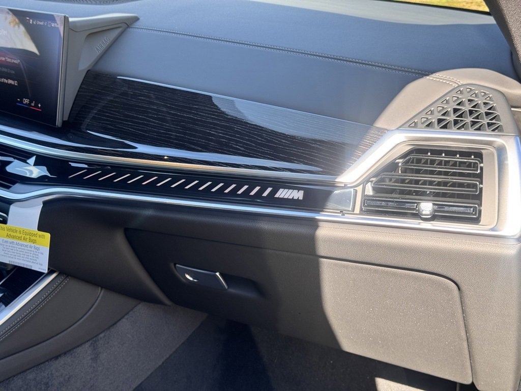 New 2026 BMW X5 M60i image 25